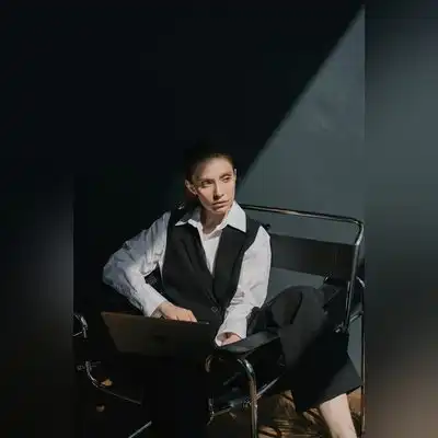 周悦芳